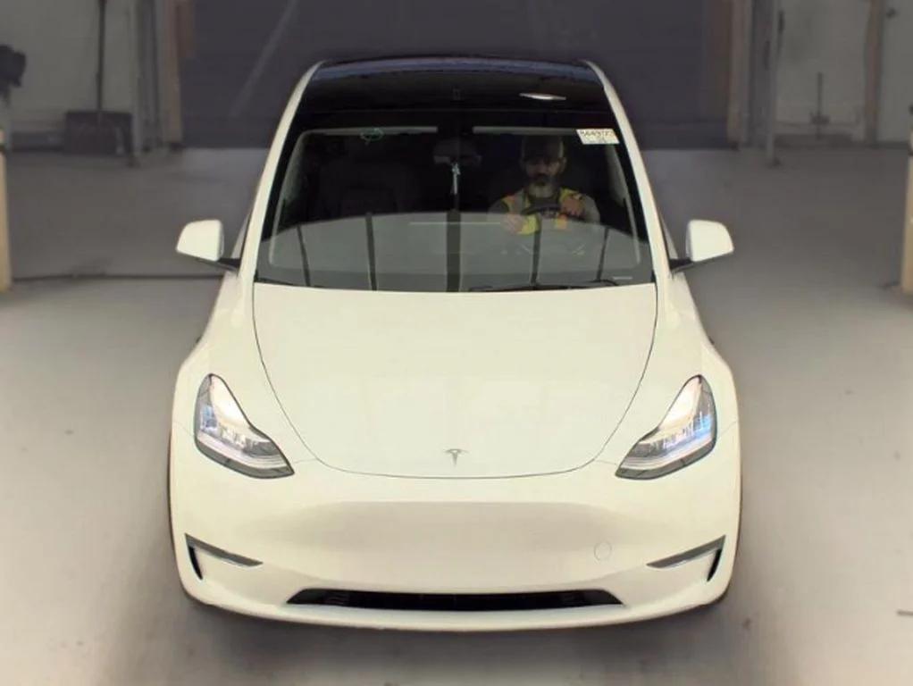 tesla model y 2023 7SAYGDEE4PA070915 image tesla model y 2023 7SAYGDEE4PA070915 image